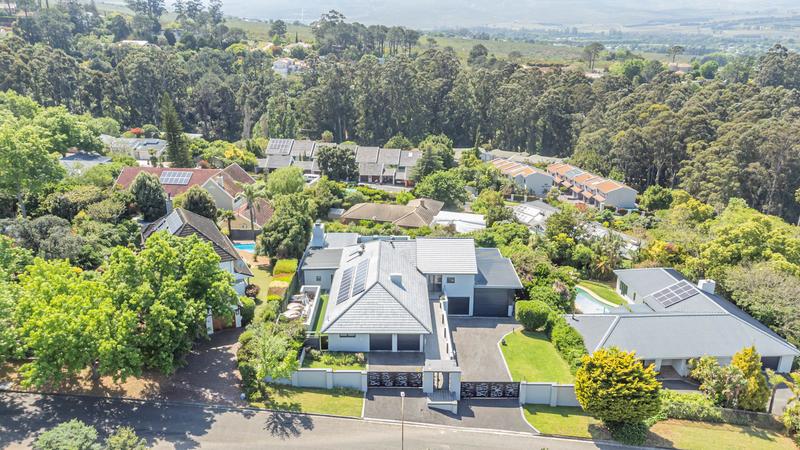 4 Bedroom Property for Sale in Helderrand Western Cape